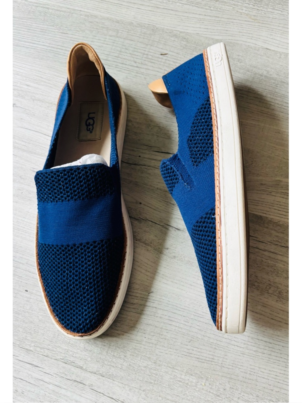 UGG Women's Royal Blue Knit Slip-On Flat Loafers or Sneaker Shoe- Size 9